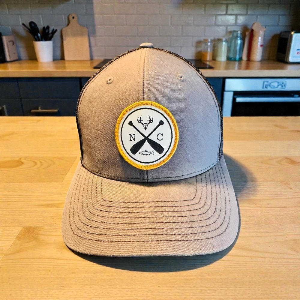 North Carolina Gray Richardson Hat Cap Mens Adjustable SnapBack EUC